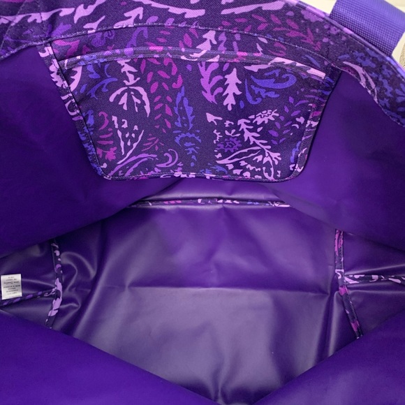 🚫SOLD🚫VERA BRADLEY LIGHTEN UP LARGE FAMILY TOTE - Picture 4 of 6